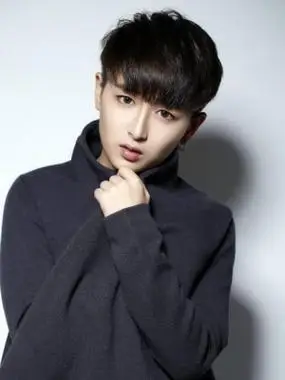 黄汐源个人资料简介_黄汐源图片写真_生活照_家庭背景-明星库