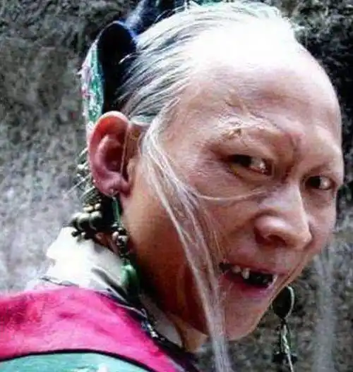 大宅门最丑配角:打车被拒载,吓哭蒋雯丽,现实妻女却美翻天_李明_工作