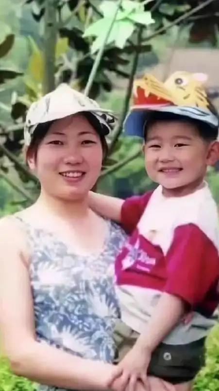 王源 #我心中最好的妈妈 #母亲节   祝我的婆婆和我的妈 - 抖音