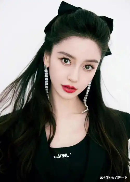 黄晓明和angelababy是中国娱乐圈中备受瞩目的一对夫妇,两人于2022年