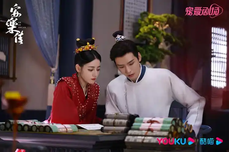 肖战,赵露思,魏大勋,迪丽热巴……谁能在最卷暑期档突围丨解读