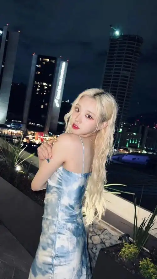 海归嘉宾:王嘉尔,徐明浩,程潇,宋雨琦,王霏霏,孟佳,刘逸云,赖冠霖