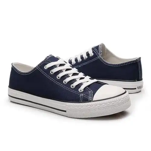 这双蓝色帆布鞋真的太舒适了,透气性也很好,穿上去感觉脚底轻松 - 抖