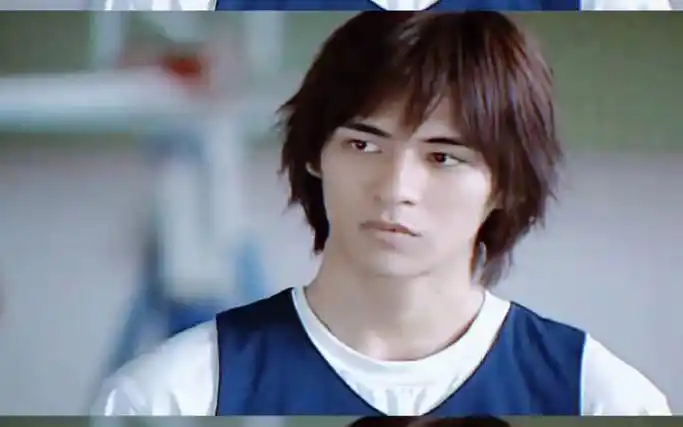 打篮球的花泽类好帅!#周渝民 #神仙颜值 #流星花园 #经典影视 #那些年