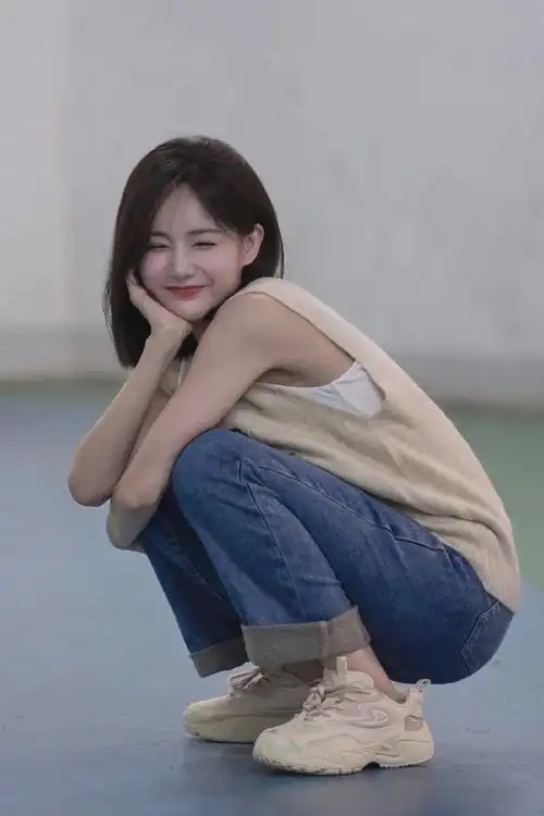 李一桐#李雪的面相真的,就是那种很容易让人有好感的类型,还记得锨鬃