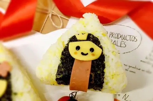 宝宝创意辅食公主饭团