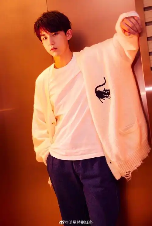 呵呵郭俊辰很难说不是在逼宫