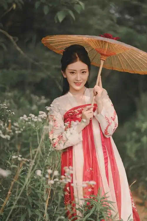 唐朝美女淡雅气质古风摄影写真