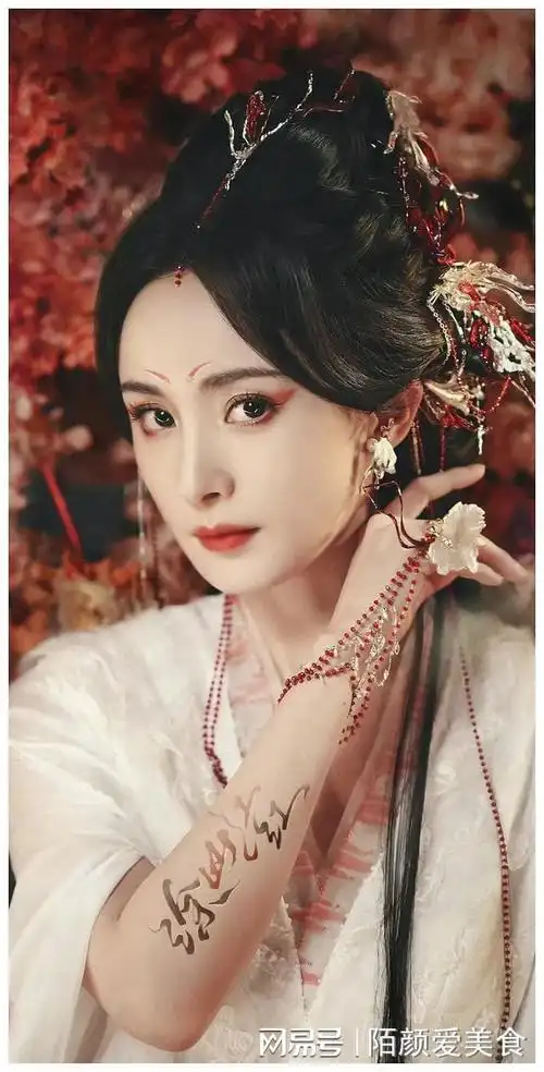 杨幂 一个魅力无限的演绎女王|演员|电影|我是证人|她的演技|古装扮相