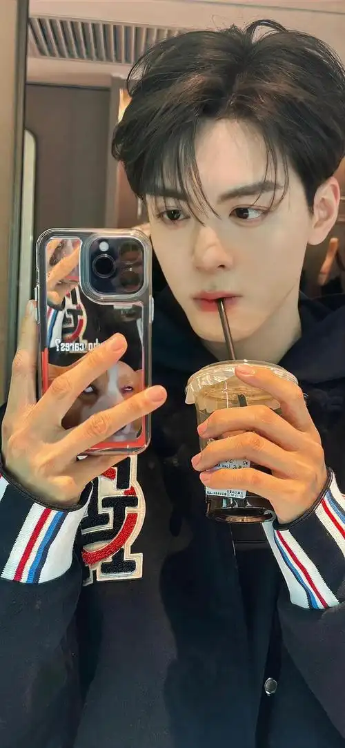 帅哥系列壁纸-第53期-曾舜晞,开朗阳光的大男孩