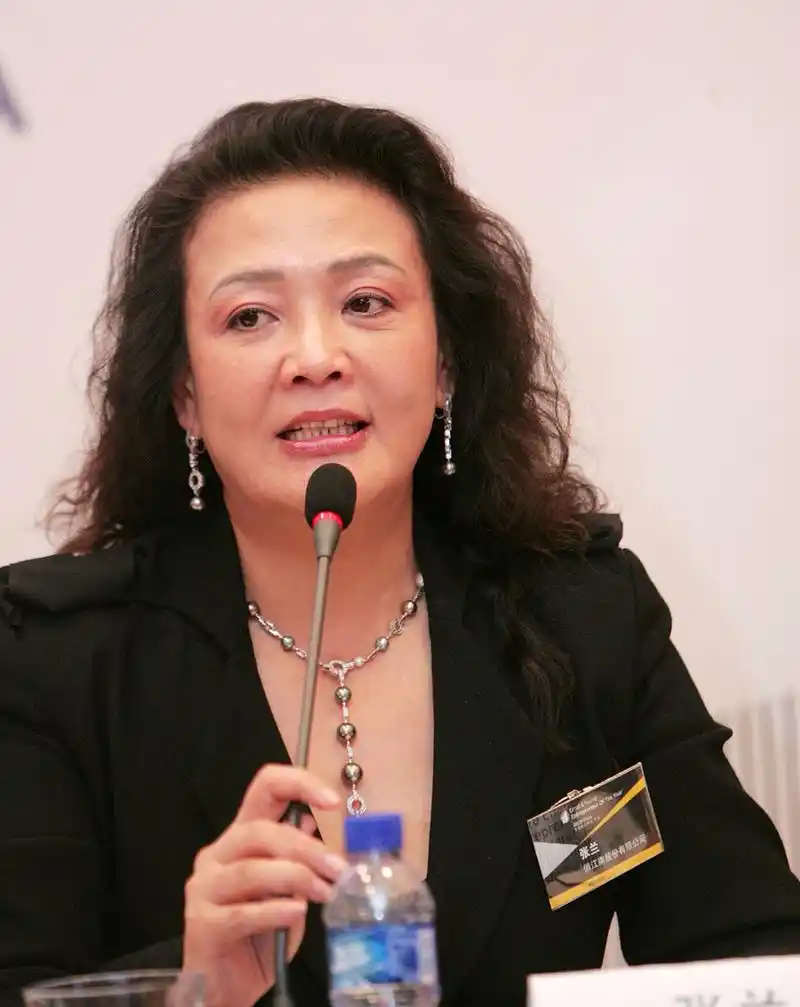 张兰与"汪汪队"4年后首汇合,冲上了热搜.