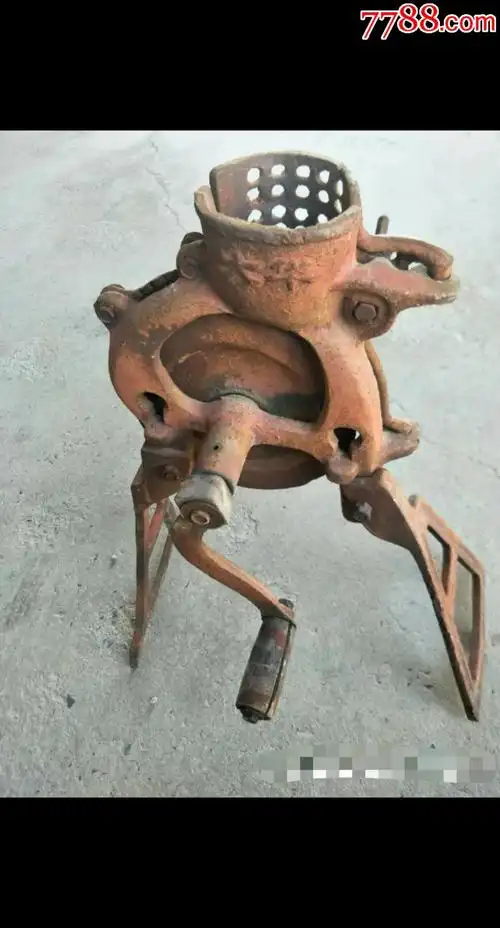 手摇玉米脱粒机