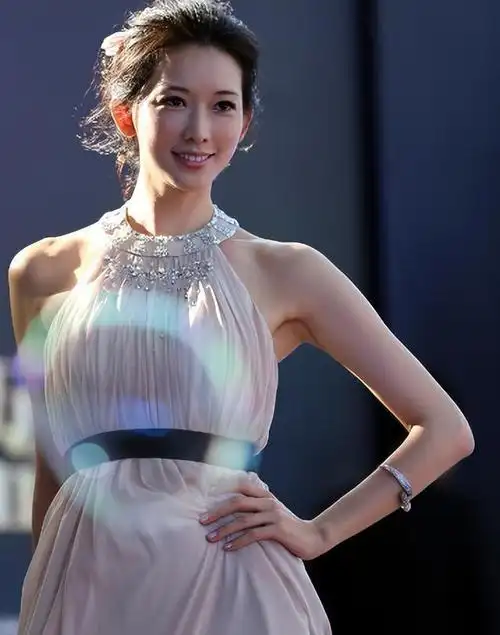 林志玲幻灭史:下嫁日本人,高龄生子,她的选择值得所有人深思