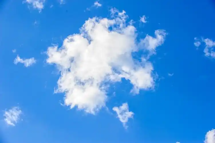 捎去一片阳光,蓝天,绿野 : 祝故乡亲友顺利安康!