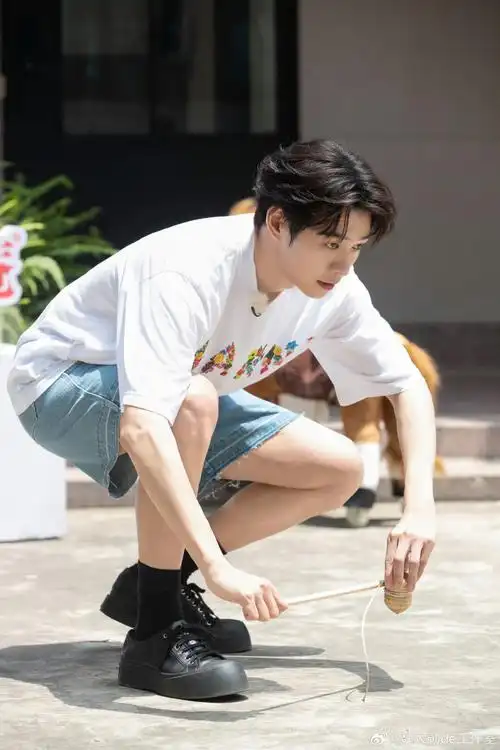 魏大勋魔方新世界##魏大勋