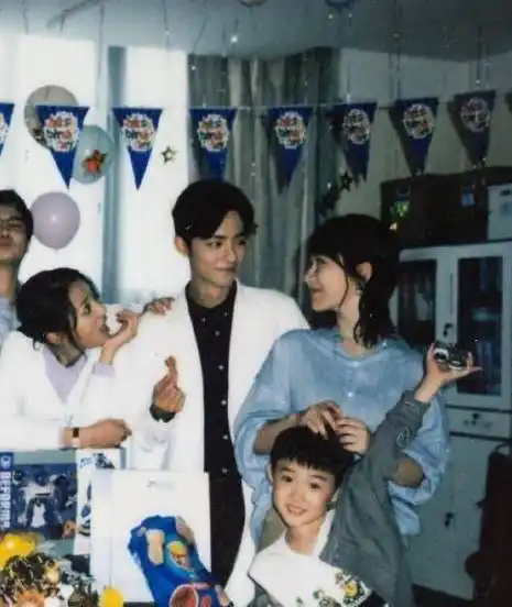 原创杨紫邓伦被传有望再度合体杨紫发文似在回应能等来香蜜夫妇的春天