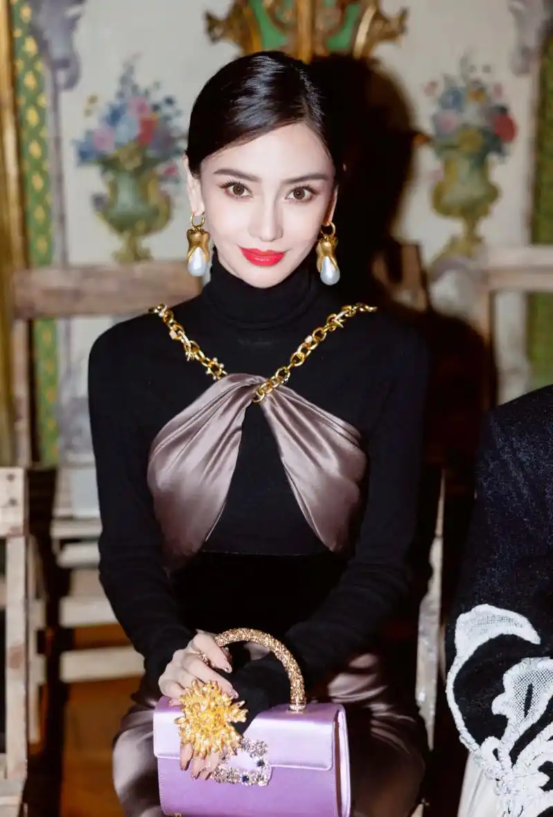 angelababy #杨颖巴黎时装周造型