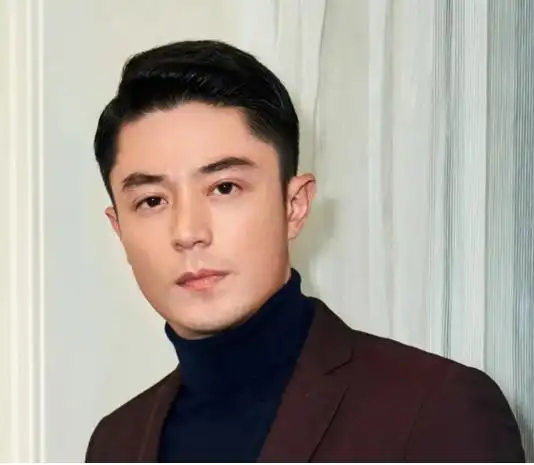 霍建华是有演技的,他是个内心戏很强大的演员,表情拿捏实在到位