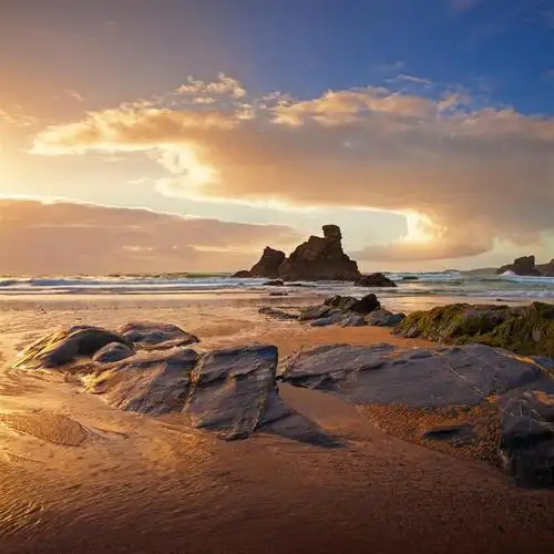 唯美傍晚海边礁石高清风景图片