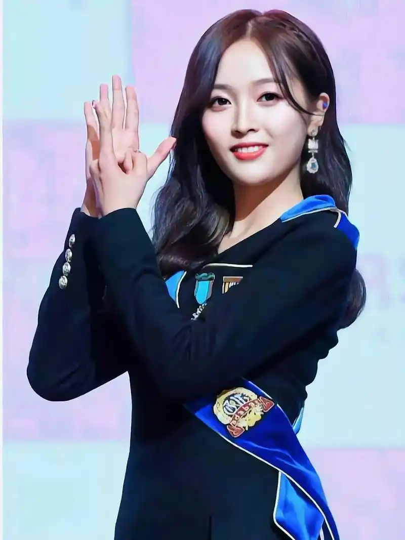 火箭少女101#宝藏女孩 #神仙颜值#颜值 #火箭少女101 - 抖音