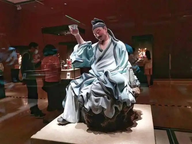 首批国家非遗"泥人张"亮相中国美术馆