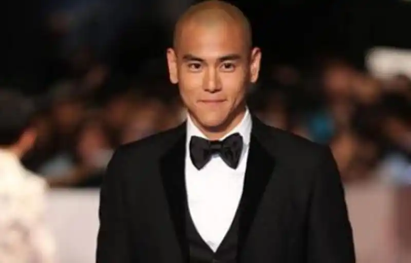 娱乐圈剃过光头的明星,彭于晏还是很帅,而最后一位一直剃光头!