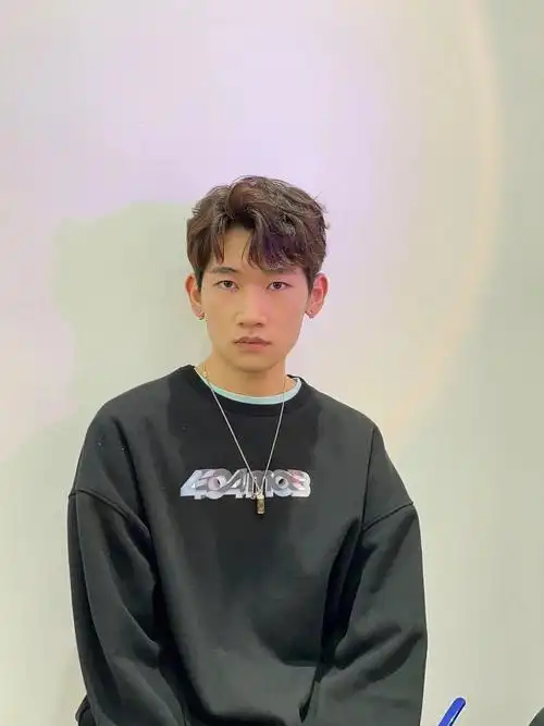 男士中长发|||男士三七分 男士烫发男士服帖烫