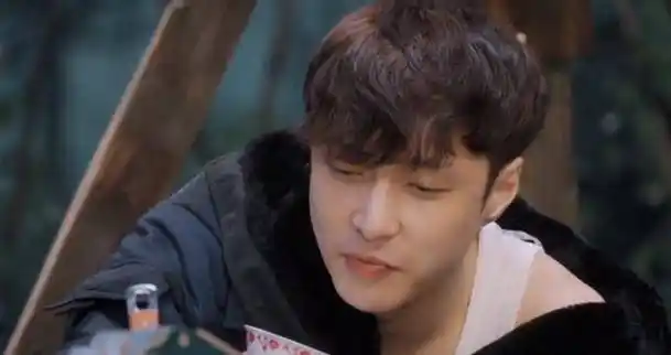 张艺兴在节目中不敢喝牛奶?喝一口就要赔钱!