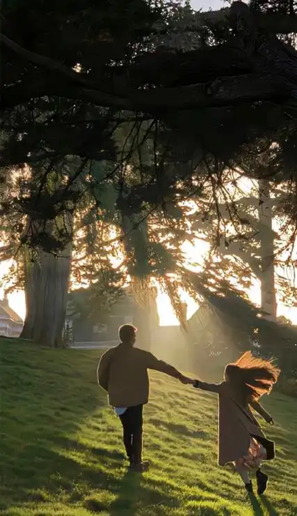 抖音上很火的潮图壁纸2022最新款的高清好看皮肤2022