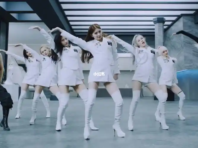 韩国女团everglowadiosmv舞蹈版