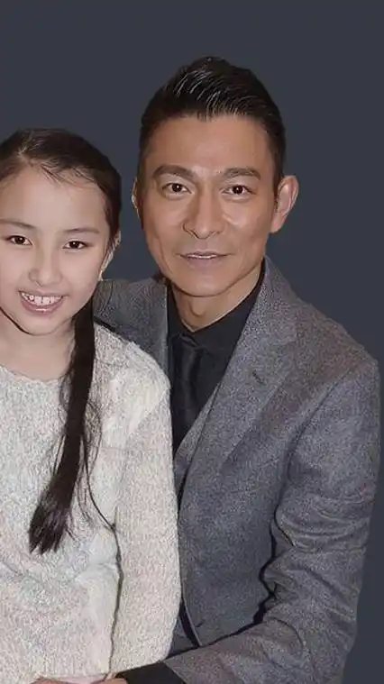 刘德华女儿刘向蕙,出生身价就上亿,被爸爸刘德华宠成掌上明珠-度小视