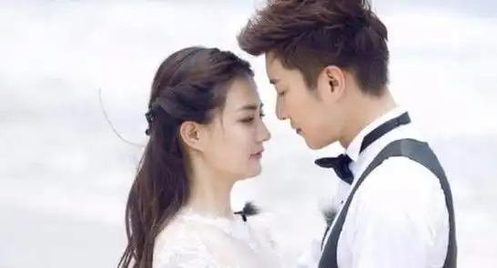 03在很久之前,徐璐曾和乔任梁参加节目《我们相爱吧》.