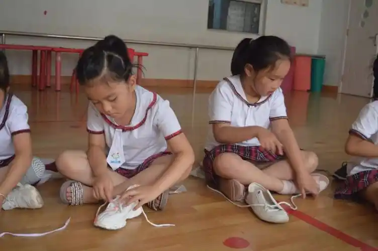 "我真的很能干"——粥店中心园幼儿生活技能大赛_小朋友