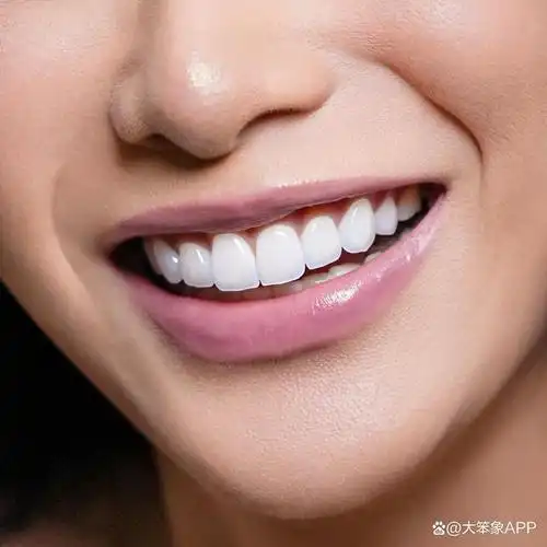 今天,让我们走进美的世界,感受微笑的力量,用闪耀美点亮生活的旅程.