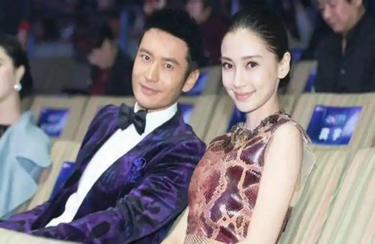 黄晓明否认离婚表示很感谢妻子陪自己共渡难关称两人不会分开