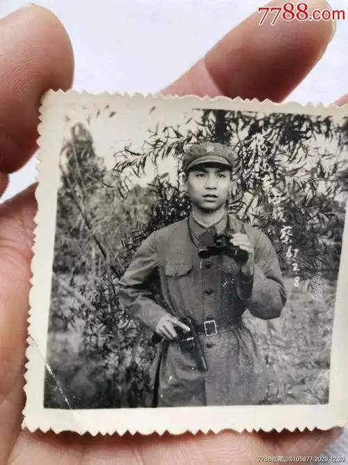 解放军侦察兵的照片一张_老照片_第3张_7788画册网