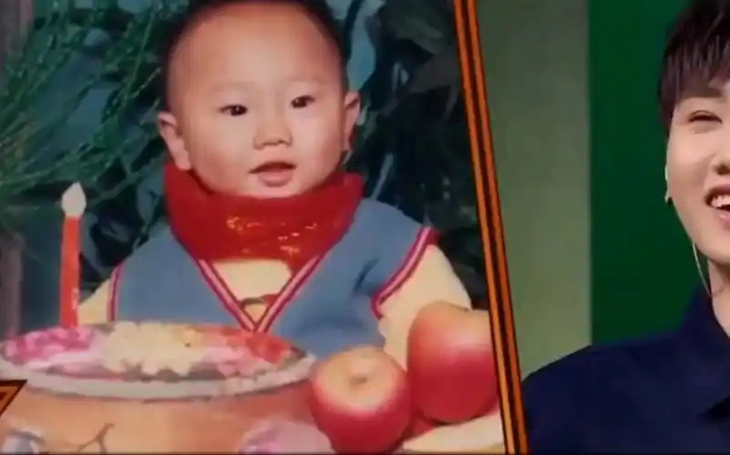 震惊汪苏泷童年照曝光,生长痛"让人心疼