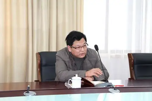 王劲松局长新年慰问东中