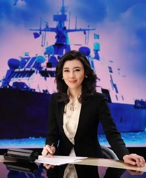 央视的5位美女主持人个个比女明星还美谁在你心里是第一美呢