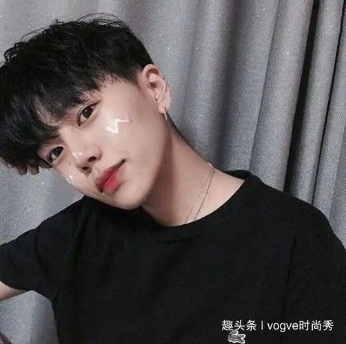 女生剪男生的发型会怎样?帅起来没男孩什么事了!