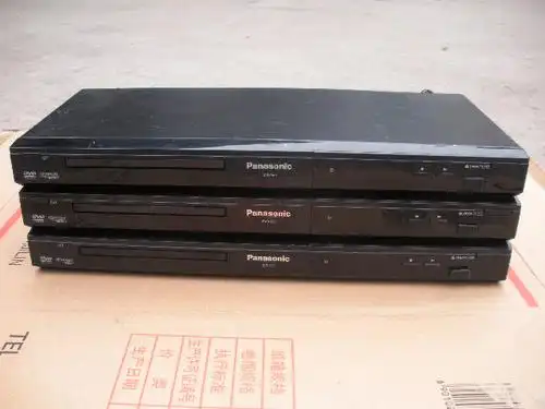 出松下带usb的dvd三台 但要一台150元 打包100元一台