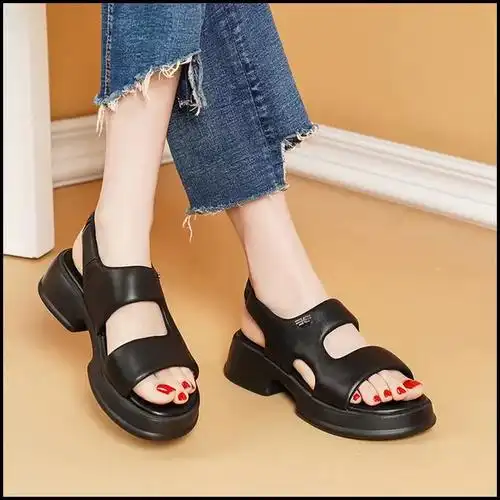 真皮厚底凉鞋女夏外穿新款沙滩凉鞋运动风女百搭凉拖鞋学院风防滑