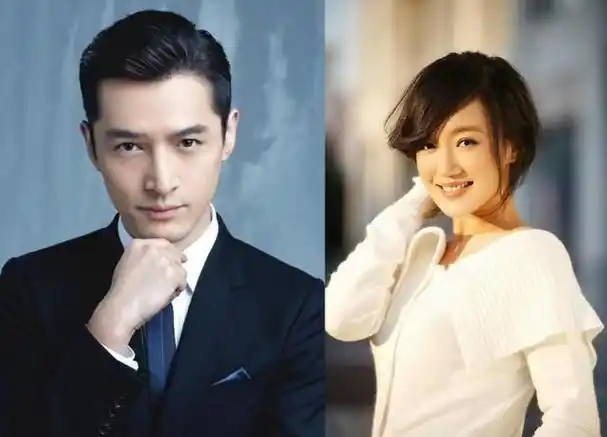 然而胡歌身边站在妻子位置上的人却是胡歌的>经纪人黄曦宁.