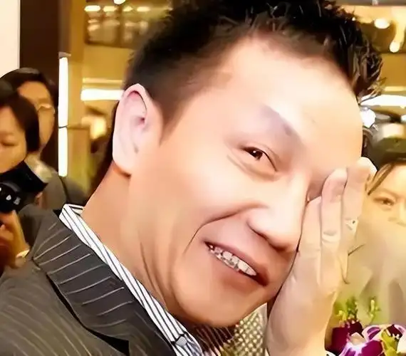 周正毅:入狱后嫌太热给牢房装空调,服刑期间净赚30亿|坐牢|毛玉萍