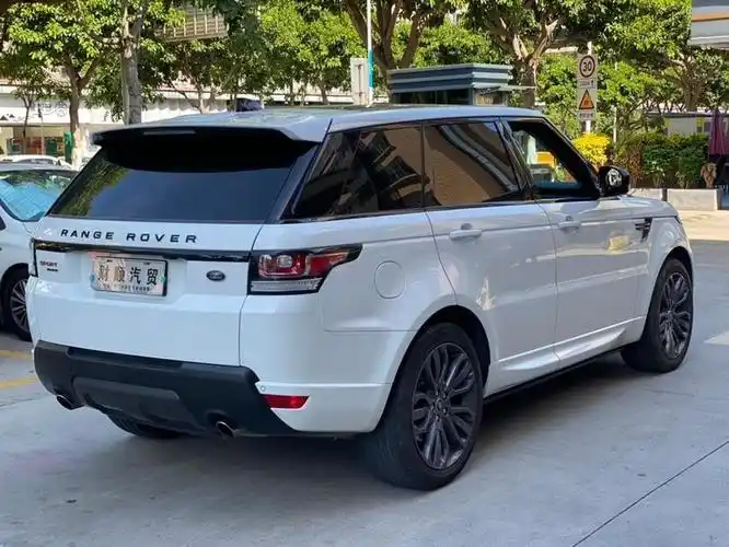 【厦门】2017年10月 路虎 揽胜运动版 2015款 3.0 v6 sc hse 手自一体