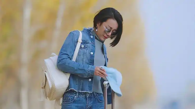 花开时节:二妮不听话跑了,大妮追不上,蓝文明这边还在头疼戒指