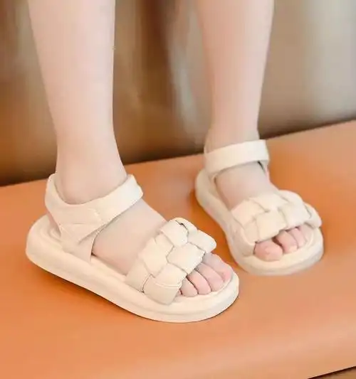 儿童防滑软底公主沙滩鞋子夏季女孩中大童露趾外穿休闲凉鞋女童鞋