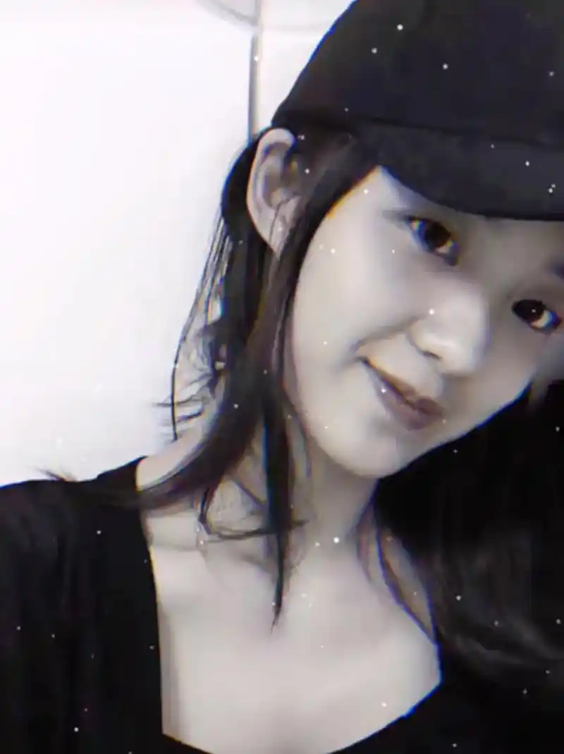 是十八岁的万万#万鹏 #翻旧照 #高考加油 - 抖音