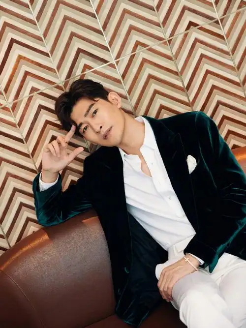 张翰方否认与郑爽复合