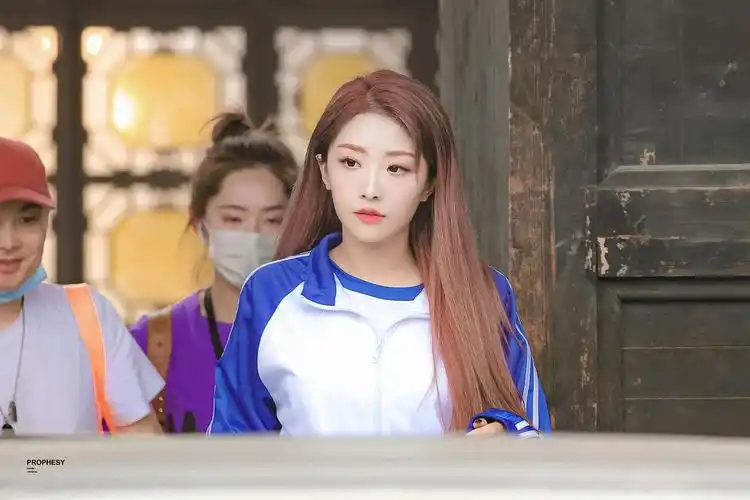 喻言漂亮 喻言美女 喻言门面 喻言好看 喻言好美 喻言壁纸 喻言全能